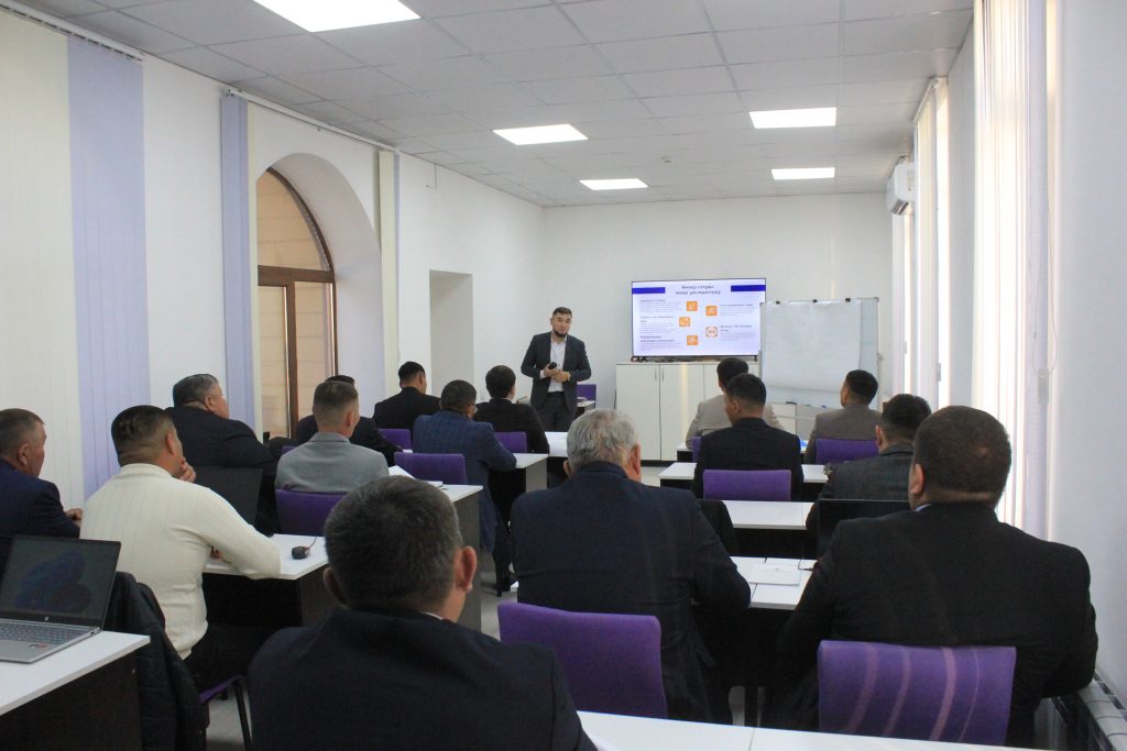 ӘКІМДЕР МЕКТЕБІ – ЖАҢА БУЫН БАСШЫЛАРДЫ ДАЯРЛАУ АЛАҢЫ