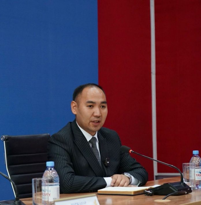 Қарттарға құрмет айлығы басталды