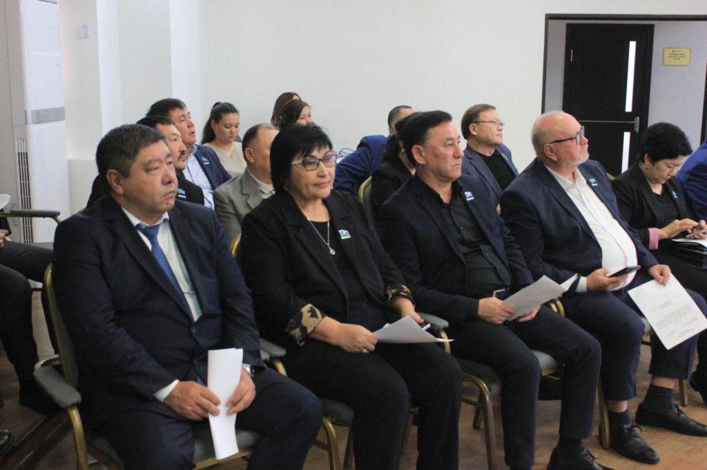 «AMANAT» партиясы Жетісу облыстық филиалы жанындағы Өңірлік даму кеңесі отырысы өтті