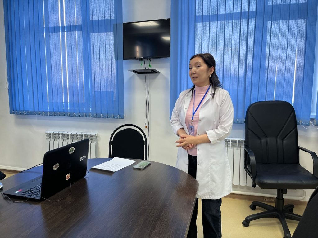 Әйелдер қанаты және жастар: «Сөйлесейік, әпке» ашық диалогы