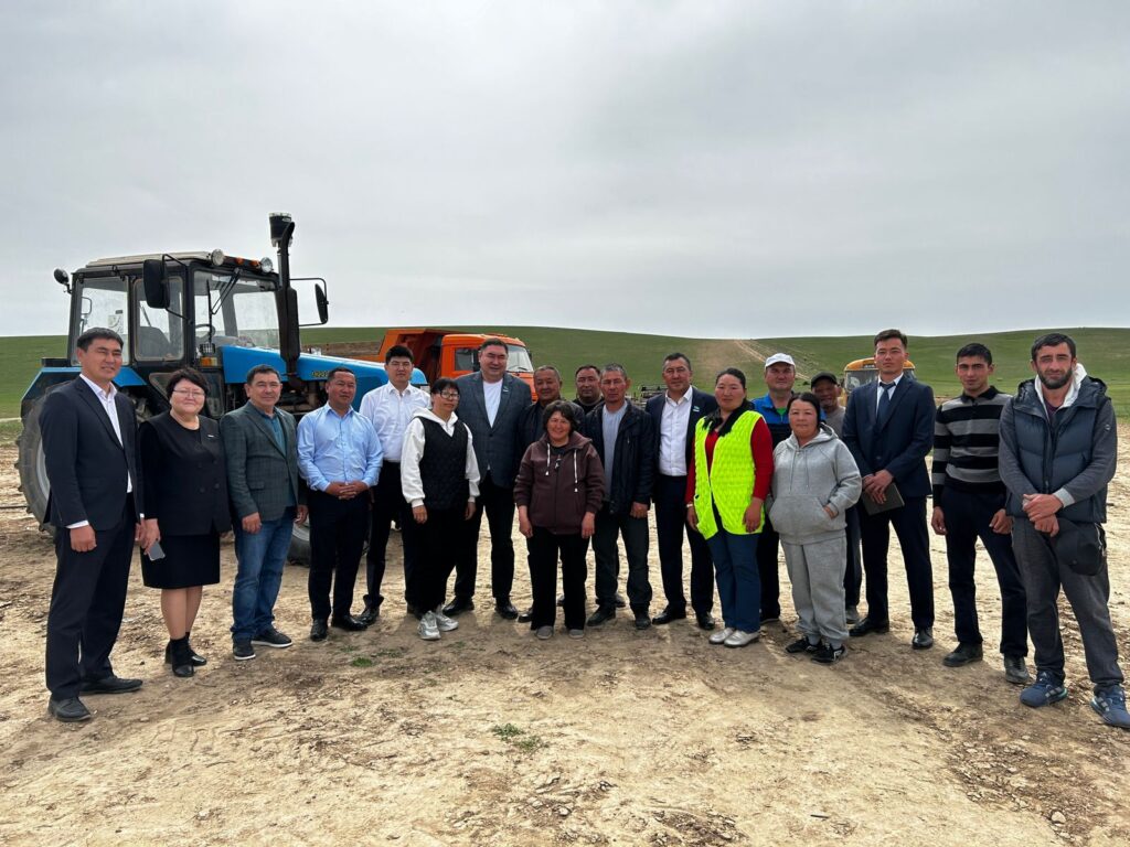 САЙЛАУШЫЛАРМЕН КЕЗДЕСУ: ШАРУА ҚОЖАЛЫҚТАРЫНЫҢ МӘСЕЛЕЛЕРІ ТАЛҚЫЛАНДЫ